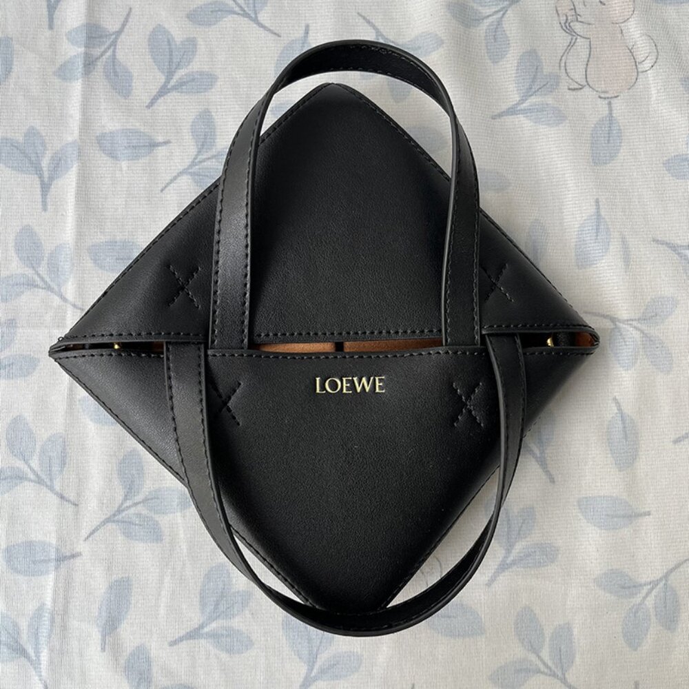 Loewe Puzzle Fold Tote Mini In Black Shiny Calfskin - Picture 6 of 8